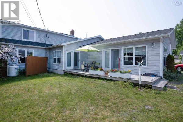 10790 & 10792 Pier Road, Kingsport, NS, photo 2