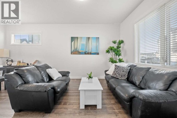 Primary Bedroom - 108, 75 Evanscrest Common Nw, Calgary, AB T3P2A3 Photo 5