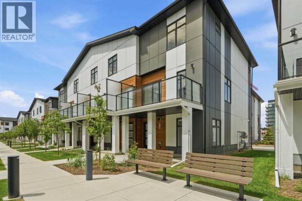 2pc Bathroom - 108, 8235 8 Avenue Sw, Calgary, AB T3H6H2 Photo 2