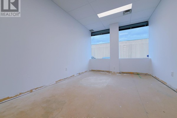 107 - 160 Traders Boulevard E, Mississauga, ON L4Z3K7 Photo 4