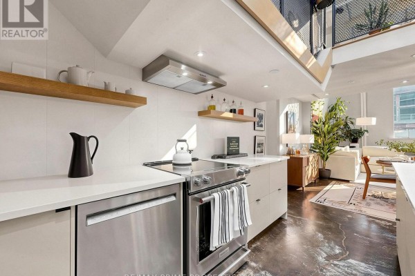 Living room - 108 - 326 Carlaw Avenue, Toronto, ON M4M3N8 Photo 5