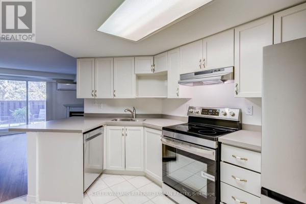 108 - 3499 Upper Middle Road, Burlington, ON L6M4M7 Photo 3