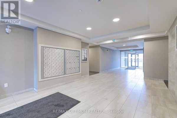 Kitchen - 108 - 58 Sky Harbour Drive, Brampton, ON L6Y6J1 Photo 4