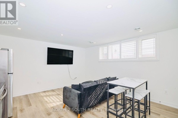 108 - 6591 Montrose Road, Niagara Falls, ON L2H1M3 Photo 4