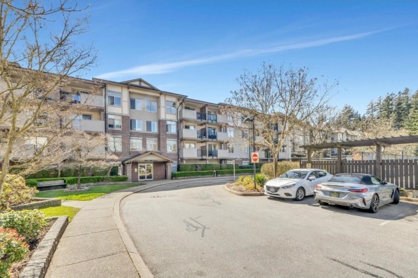 108 10088 148 Street, Surrey, BC, photo 3