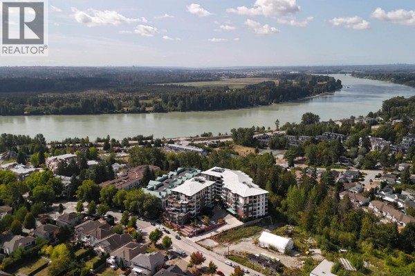108 11639 227 Street, Maple Ridge, BC V2X9B2 Photo 3