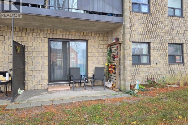 4pc Bathroom - 108-140 Park Avenue, Chatham, ON N7M3V6 Photo 2