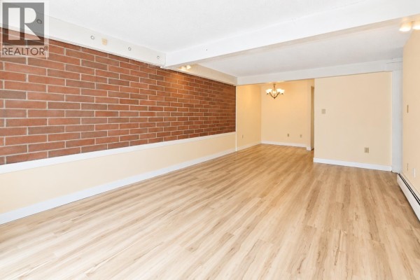 108 1535 Nelson Street, Vancouver, BC V6G1M2 Photo 3