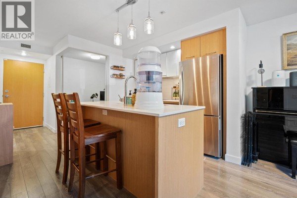 108 221 E 3rd Street, North Vancouver, BC V7L0C1 Photo 3