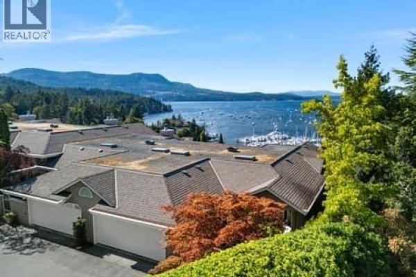 Bathroom - 108 6880 Wallace Dr, Central Saanich, BC V8M1N8 Photo 4