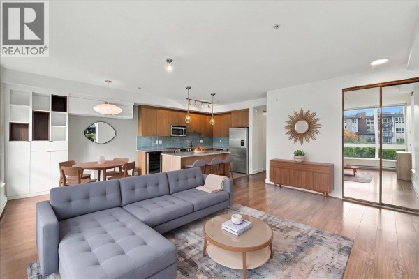 108 735 W 15th Street, North Vancouver, BC V7M0B8 Photo 3