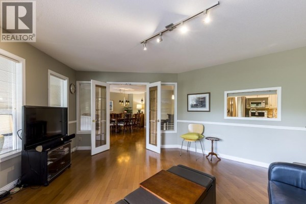 108 999 Berkley Road, North Vancouver, BC V7H1Y3 Photo 4