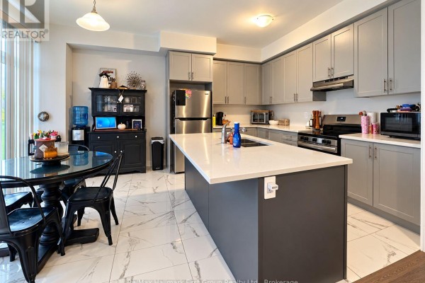 Primary Bedroom - 108 Butler Boulevard, Kawartha Lakes, ON K9V0R9 Photo 4
