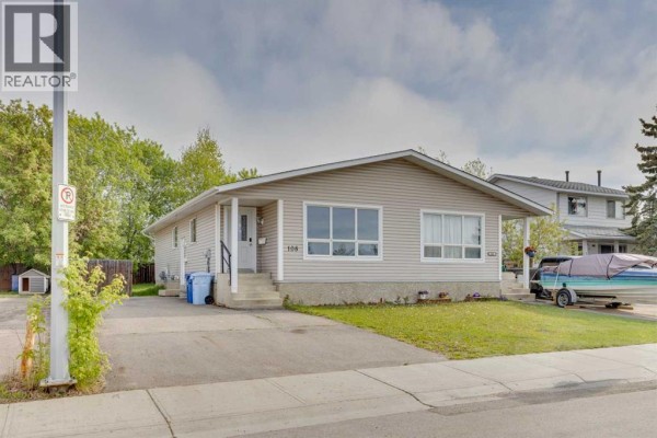Bedroom - 108 Caldwell Crescent, Fort Mcmurray, AB T9K1G2 Photo 2