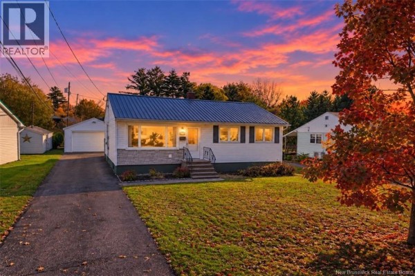 Recreation room - 108 Cherry Avenue, Fredericton, NB E3A1Z2 Photo 2