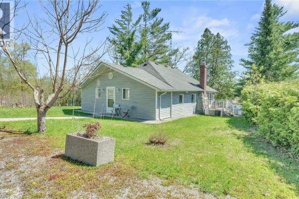 Laundry room - 108 Coldstream Road, Fenelon Falls, ON K0M1N0 Photo 3
