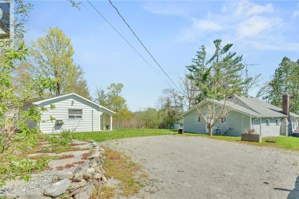 Bedroom - 108 Coldstream Road, Fenelon Falls, ON K0M1N0 Photo 5