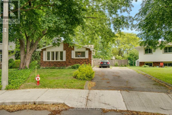 Primary Bedroom - 108 Fassett Court, Hamilton, ON L9G4E7 Photo 4