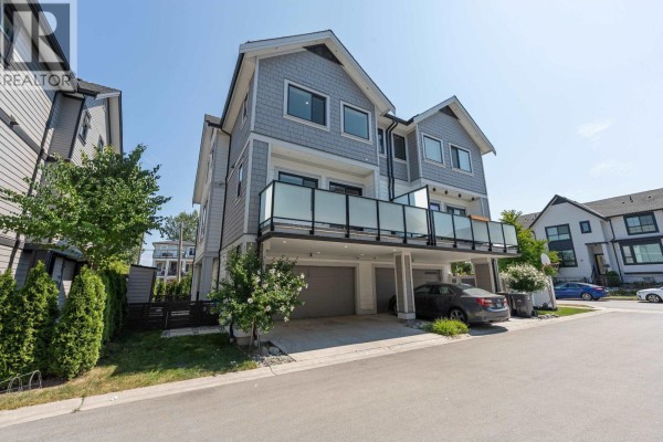 108 Jardine Street, New Westminster, BC, photo 2