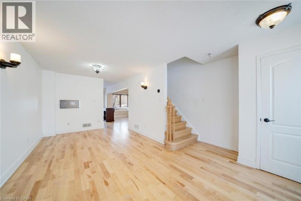 Recreation room - 108 Olde Bayview Avenue, Richmond Hill, ON L4E3C7 Photo 5