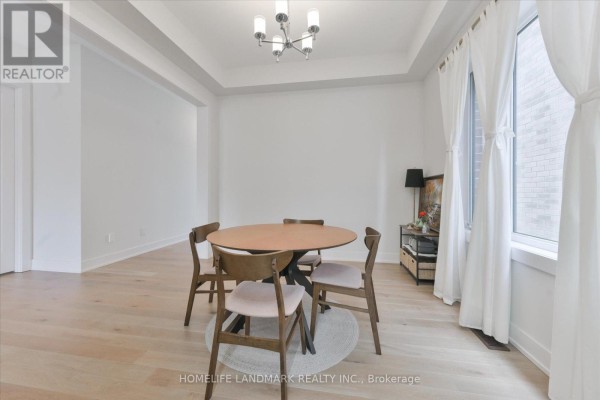 Dining room - 108 Pine Hill Crescent E, Aurora, ON L4G3X9 Photo 5