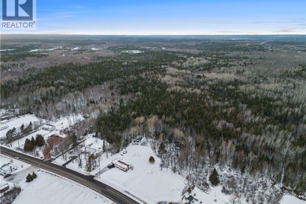 108 Pleasant Drive, Chipman, NB E4A1J3 Photo 5
