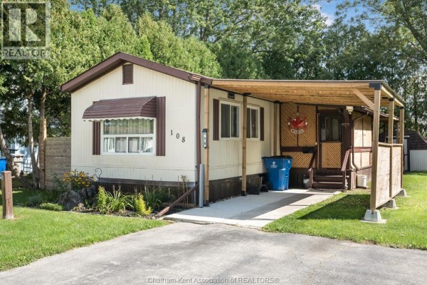 108 Regency Drive, Chatham, ON, photo 2