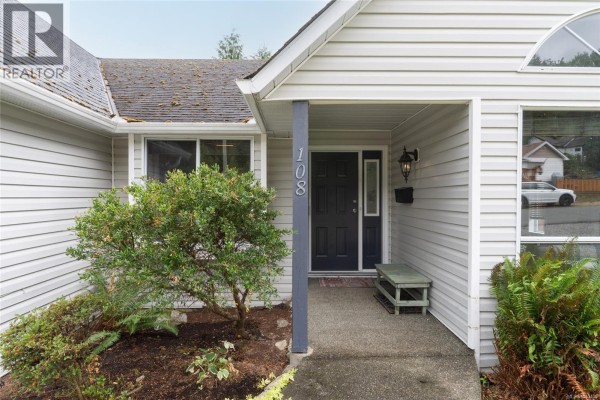 Family room - 108 River Rd, Lake Cowichan, BC V0R2G0 Photo 2