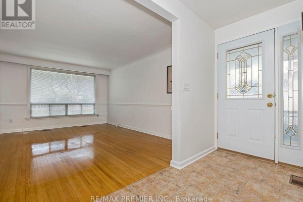 108 Thistle Down Boulevard, Toronto, ON, photo 3