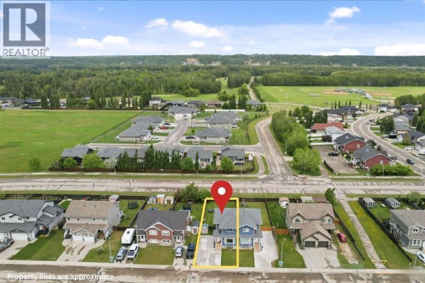 108 Wellwood Drive, Whitecourt, AB, photo 3