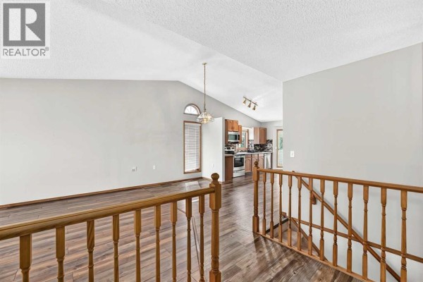 Dining room - 108 Woodside Close Nw, Airdrie, AB T4B2C7 Photo 2