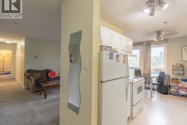 Primary Bedroom - 108-b-5109 Forrest Drive, Yellowknife, NT  Photo 4
