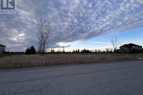 1080 Black Canary Drive, Ottawa, ON K4M0A1 Photo 3
