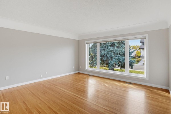 10807 134 St Nw, Edmonton, AB, photo 3