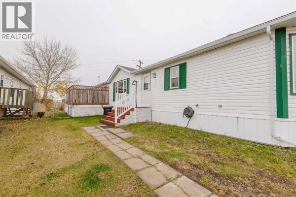 Primary Bedroom - 10809 96 Street, Clairmont, AB T0H0W3 Photo 4