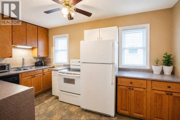 Utility room - 1081 Rankin Avenue, Windsor, ON N9B2S2 Photo 4