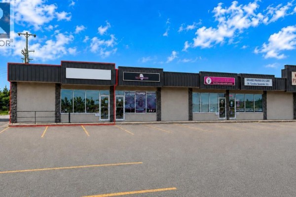 10811 100 Street, Grande Prairie, AB, photo 2