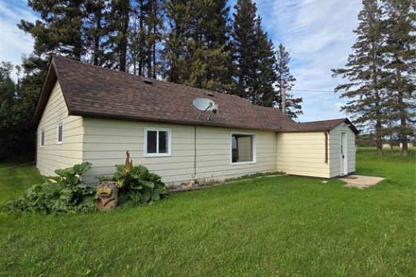 108155 110  (reid ) Road W, Onanole, MB R0J1N0 Photo 3