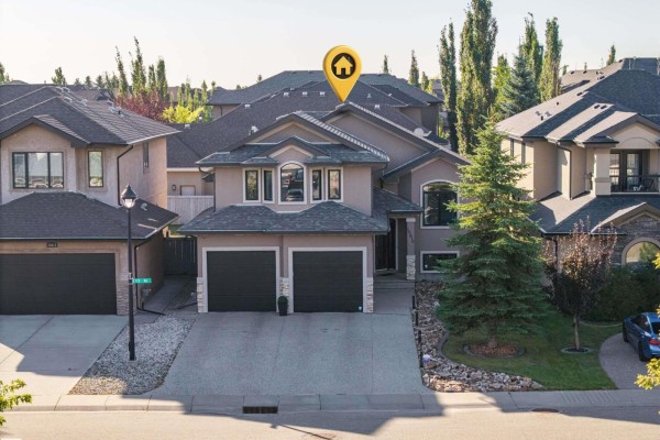 Den - 10819 175 Av Nw, Edmonton, AB T5X0B8 Photo 4