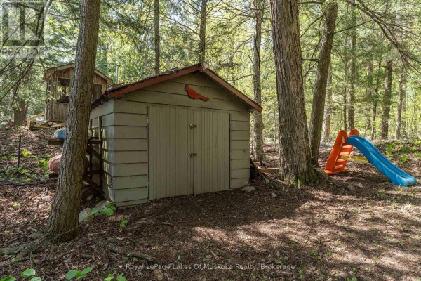 Primary Bedroom - 1082 Lakeshore Drive S, Bracebridge, ON P1L1X3 Photo 4