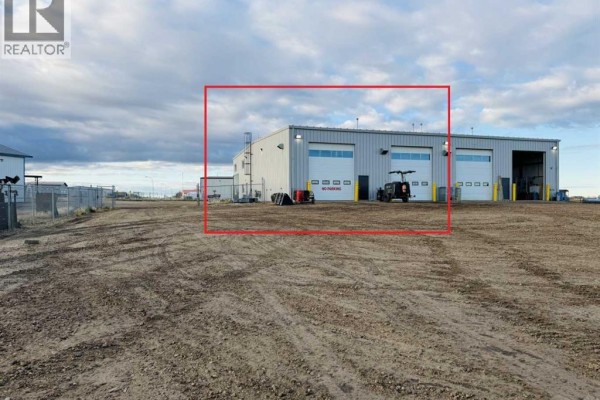 10828 99 Street, Clairmont, AB, photo 2