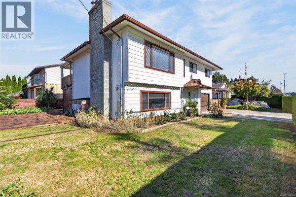 Storage - 1083 26th St, Courtenay, BC V9N7G1 Photo 2