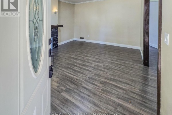 1083 Campbell Avenue, Windsor, ON N9B2J4 Photo 5