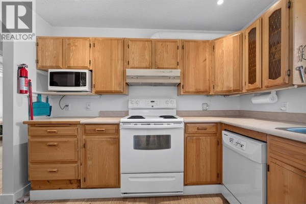 Bedroom - 10836 Dunham Crescent, Summerland, BC V0H1Z2 Photo 5
