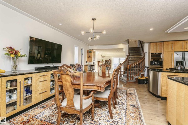 Den - 10839 80 Avenue Nw, Edmonton, AB T6E1V9 Photo 5