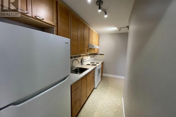Primary Bedroom - 1084 - 100 Mornelle Court, Toronto, ON M1E4X2 Photo 5