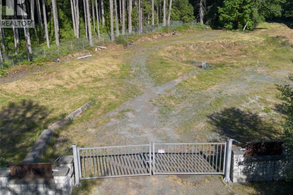 10844 Westdowne Rd, Ladysmith, BC V9G1X5 Photo 3
