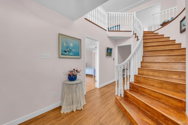 10848 129a Street, Surrey, BC V3T3K6 Photo 4
