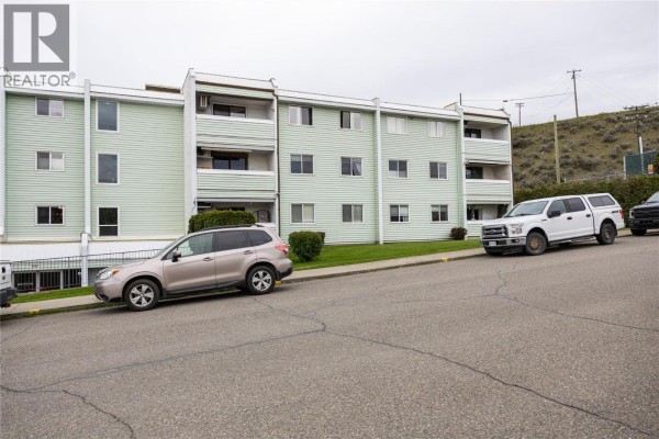 4pc Bathroom - 1085 12th Avenue Unit# 107, Kamloops, BC V2C6A2 Photo 2