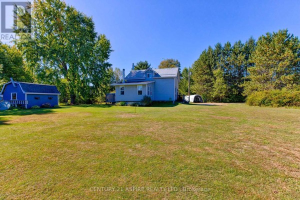 1085 Forest Lea Road, Laurentian Valley, ON K8A6W6 Photo 4